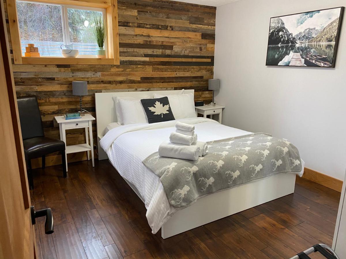 Journey'S End - 2 Bed 1 Bath Suite ゴールデン エクステリア 写真